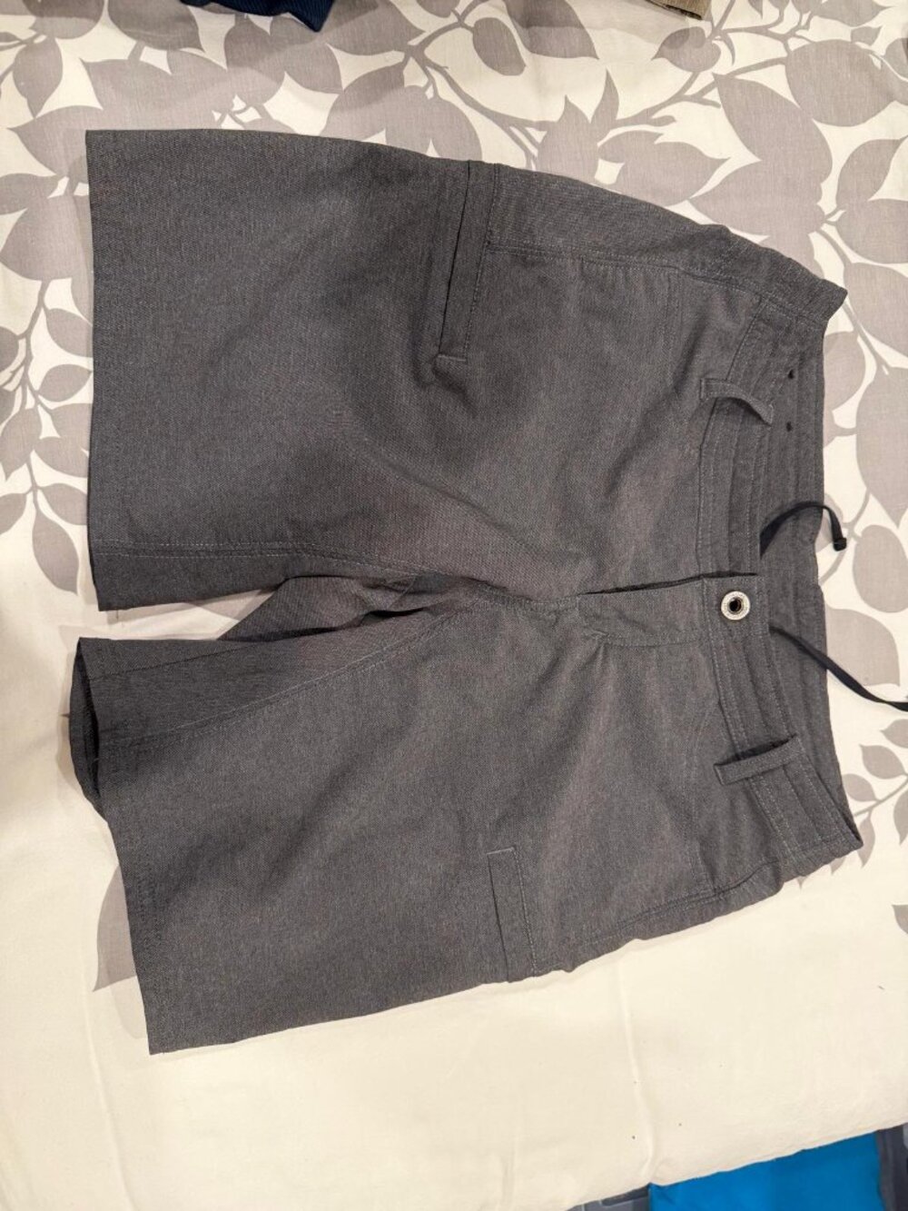 KÜHL Clothing grey women shorts- like new
